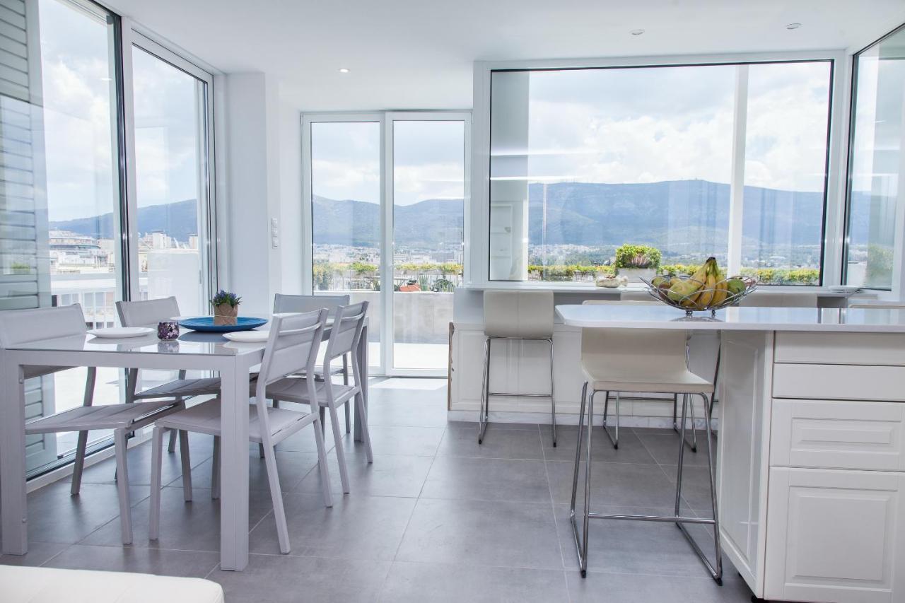 Gorgeous Penthouse With Private Jacuzzi And Amazing View! Lägenhet Aten Exteriör bild