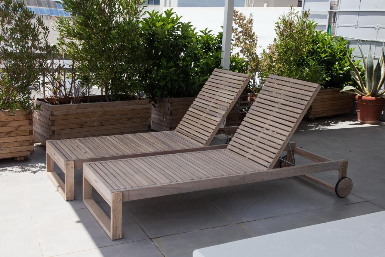 Gorgeous Penthouse With Private Jacuzzi And Amazing View! Lägenhet Aten Exteriör bild