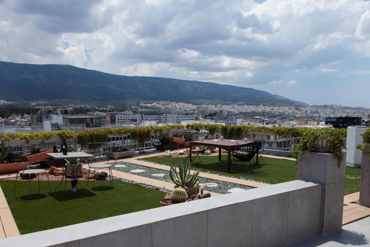 Gorgeous Penthouse With Private Jacuzzi And Amazing View! Lägenhet Aten Exteriör bild