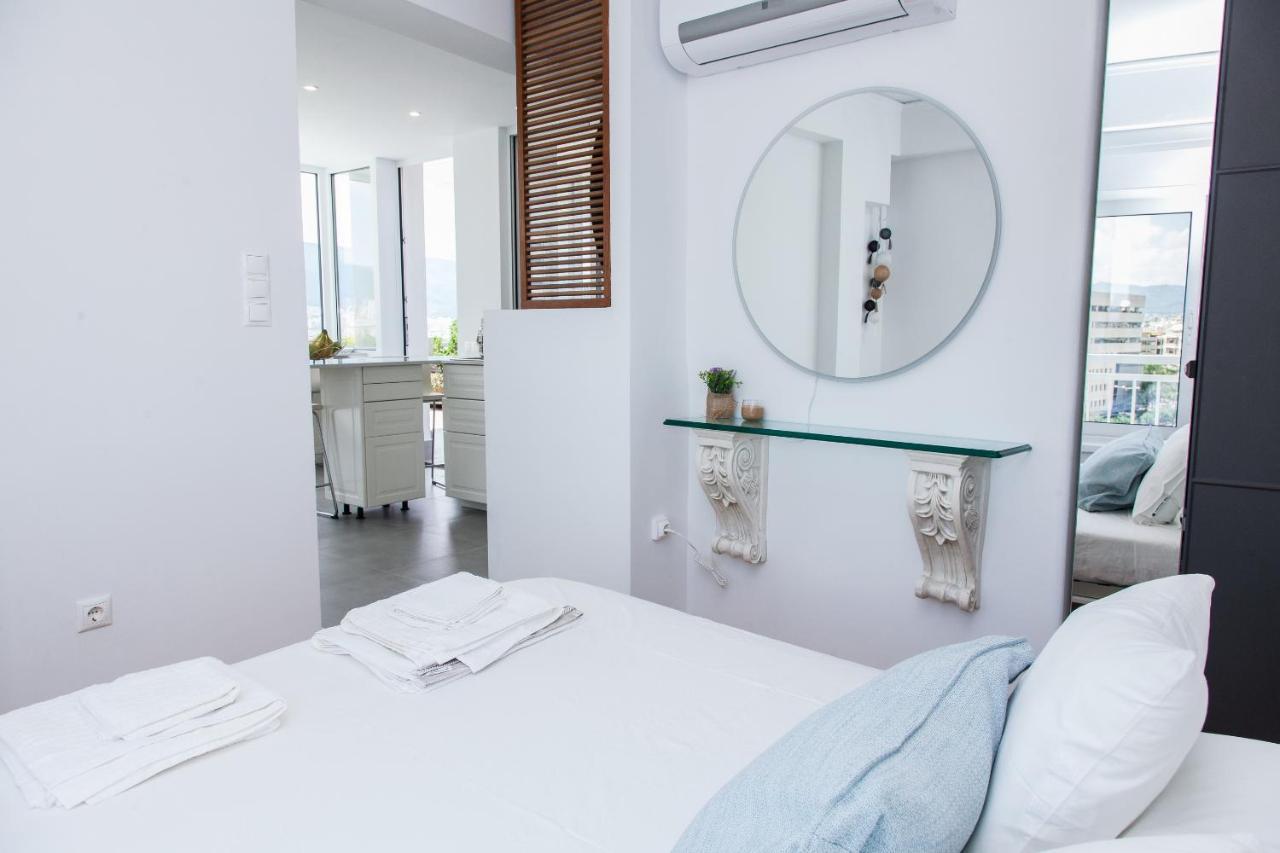 Gorgeous Penthouse With Private Jacuzzi And Amazing View! Lägenhet Aten Exteriör bild
