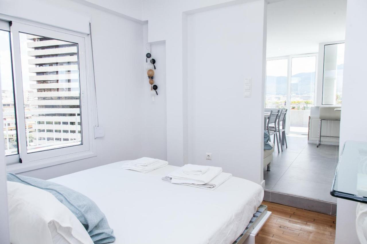Gorgeous Penthouse With Private Jacuzzi And Amazing View! Lägenhet Aten Exteriör bild