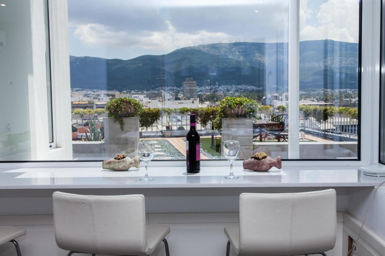 Gorgeous Penthouse With Private Jacuzzi And Amazing View! Lägenhet Aten Exteriör bild