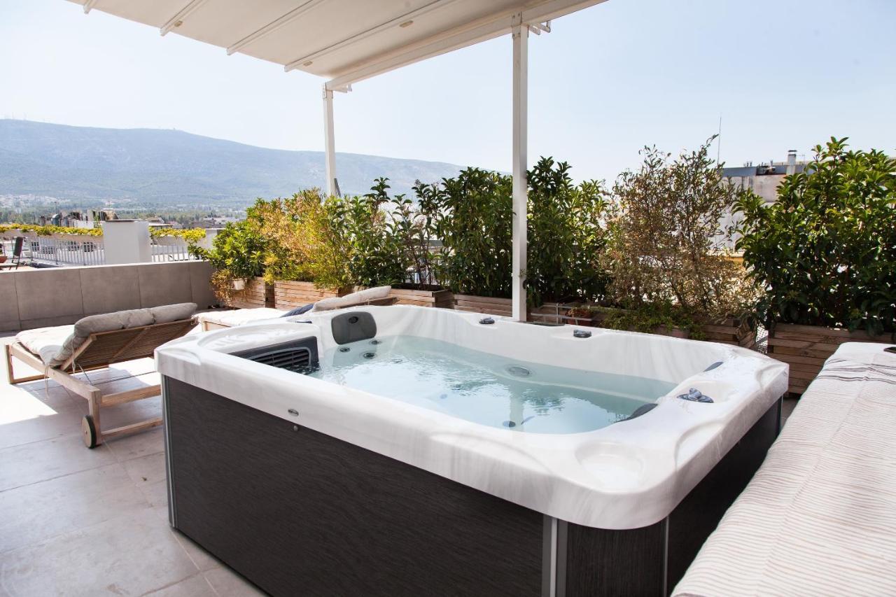 Gorgeous Penthouse With Private Jacuzzi And Amazing View! Lägenhet Aten Exteriör bild
